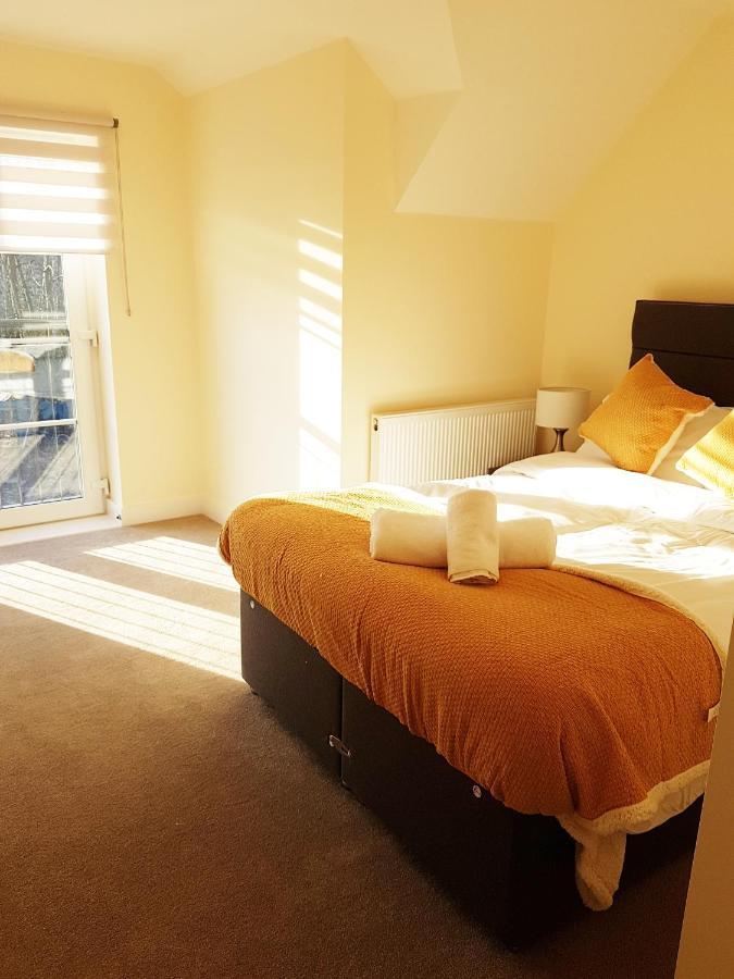 Ybc Court, Aldershotアパートメント エクステリア 写真